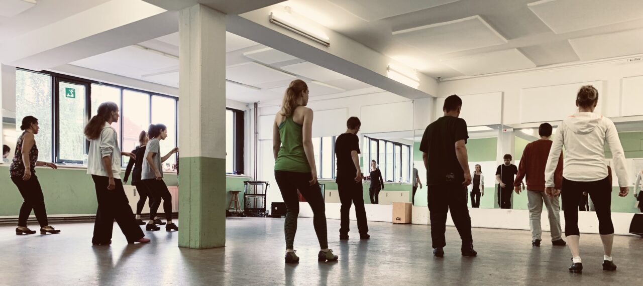 Tap class in the bright hall of Studio Footprints